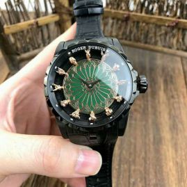 Picture of Roger Dubuis Watch _SKU776835325981500